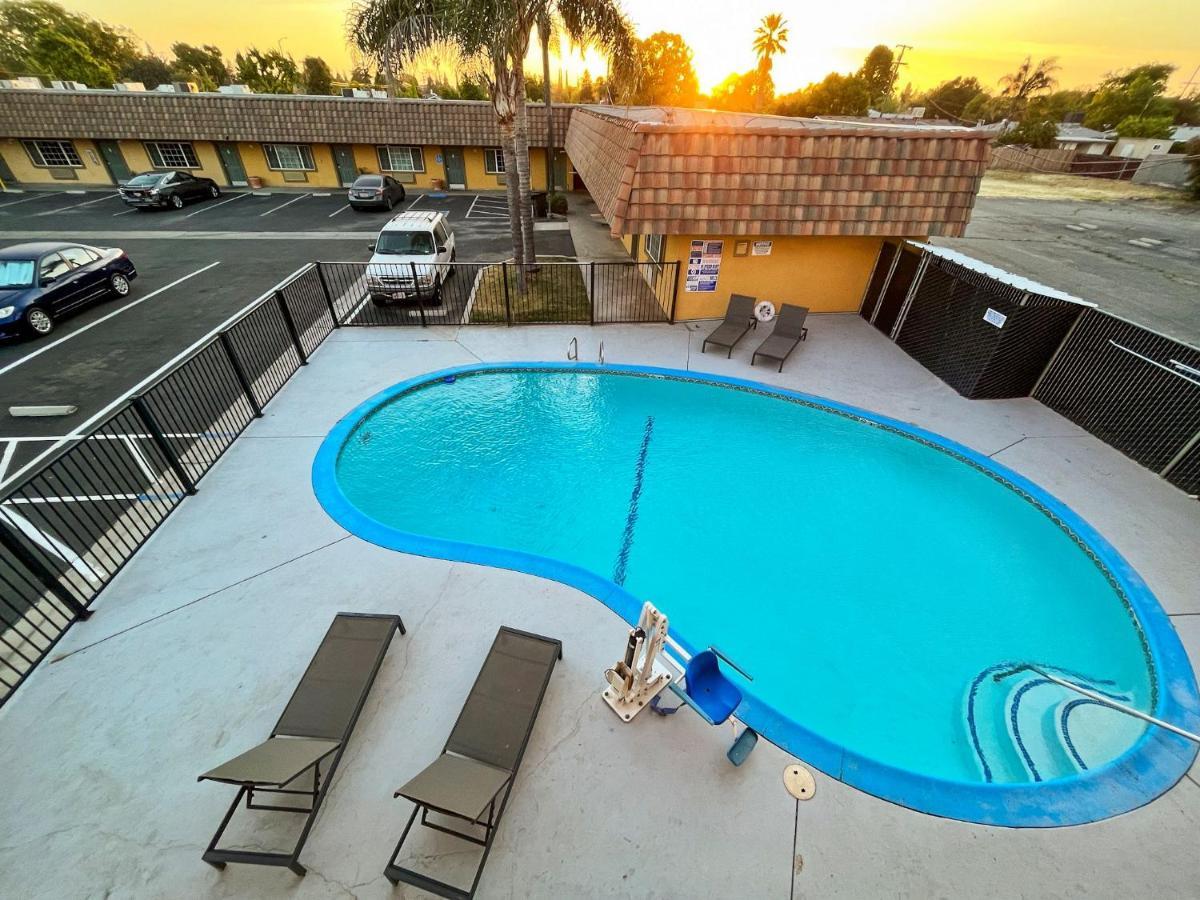 Rodeo Lodge Clovis Exterior photo
