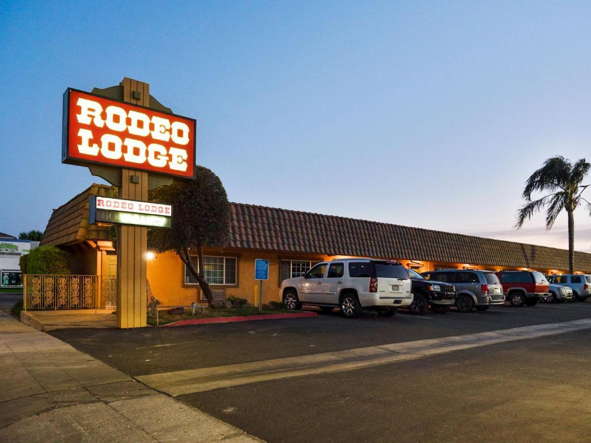 Rodeo Lodge Clovis Exterior photo