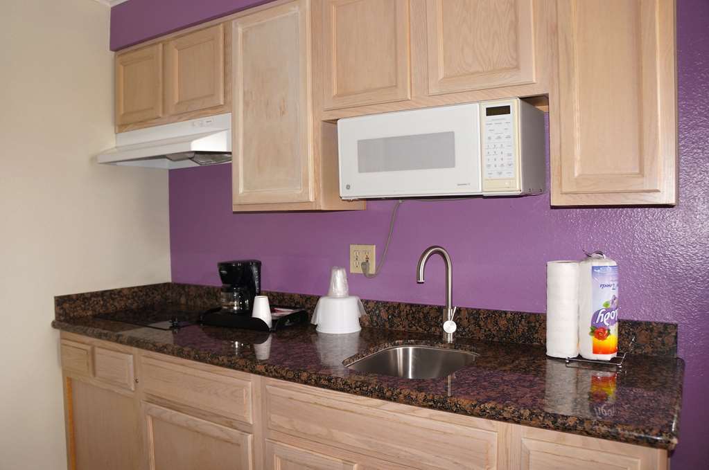 Rodeo Lodge Clovis Room photo